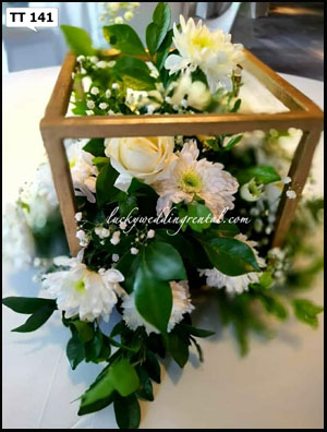 Lucky Wedding Rental table-top decoration