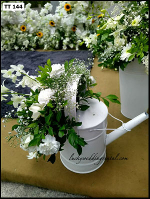 Lucky Wedding Rental table-top decoration